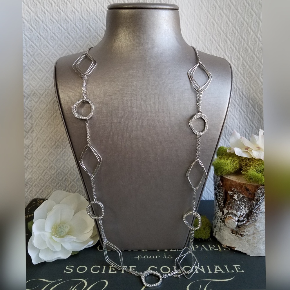 Long Pavé necklace